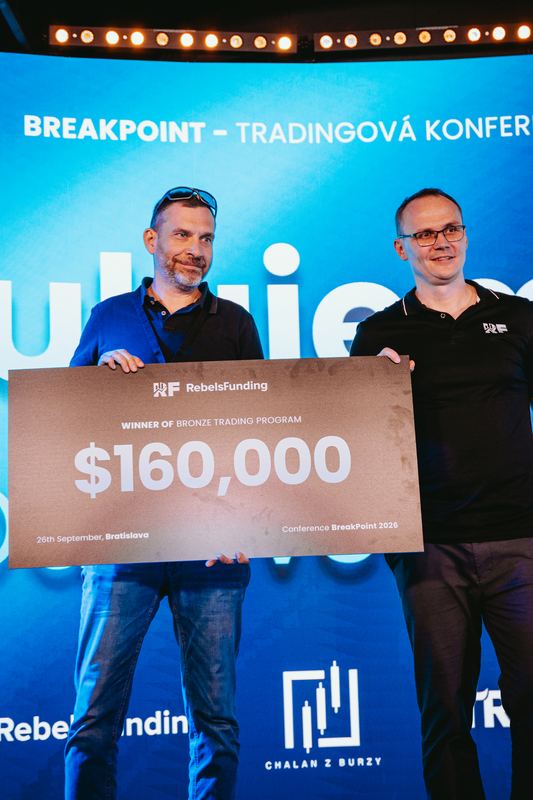 $160K Bronze account handed over on stage