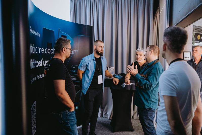 Networking between sessions