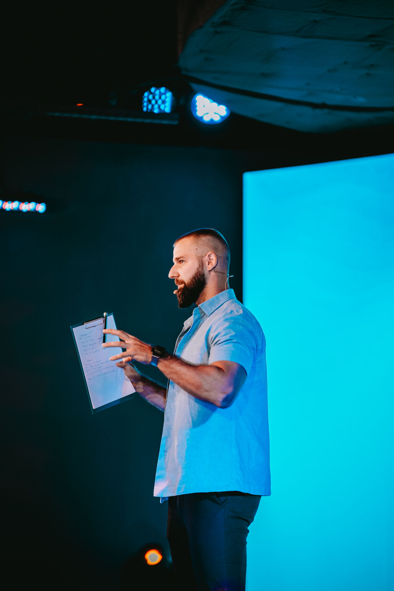 Chalan z Burzy on stage at BREAKPOINT 2026